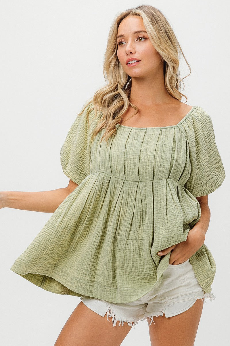 Vintage Sage puffed pleats vintage washed top